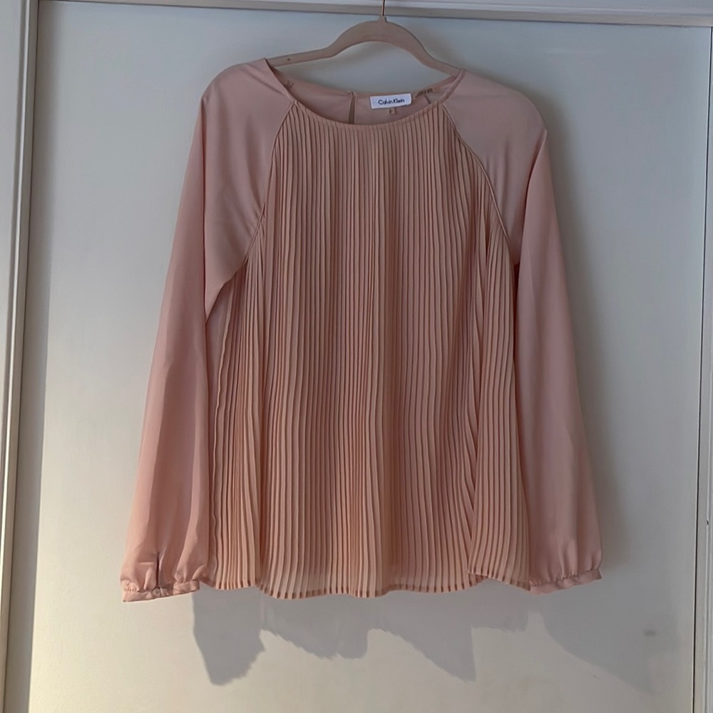 Blush pleated long sleeve shirt